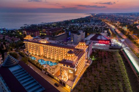 blue-marlin-deluxe-resort-01.jpg