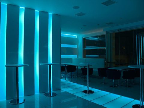 deep-blue-bar-06.jpg