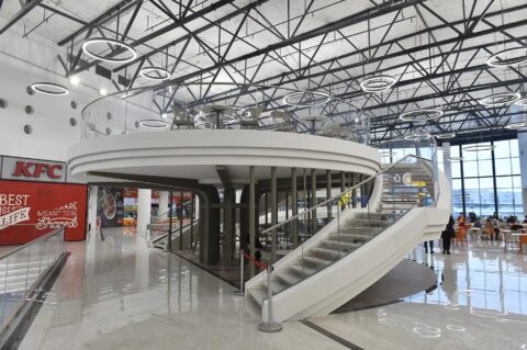 Esplanada Shopping Center 5